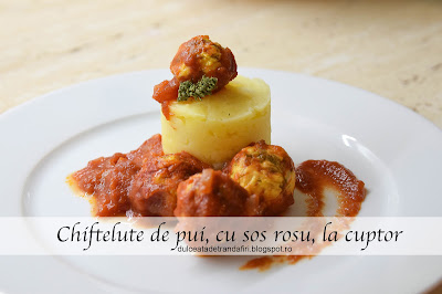 Chiftelute de pui cu sos rosu, la cuptor