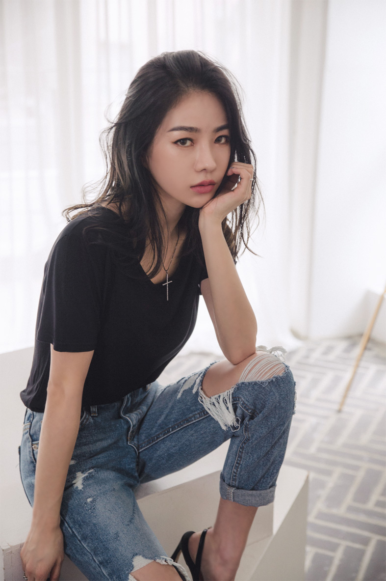 Korean Model An Seo Rin In Photo Album Feb 2017 Pa