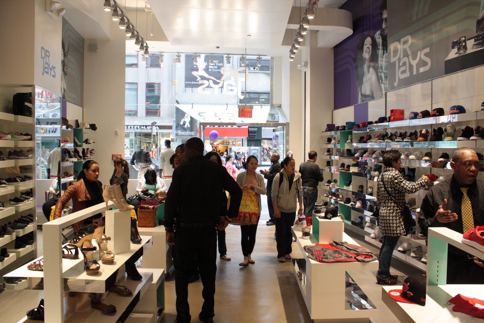Dr. Jays Stores New Dr Jay's Flagship Store Midtown Manhattan InStore