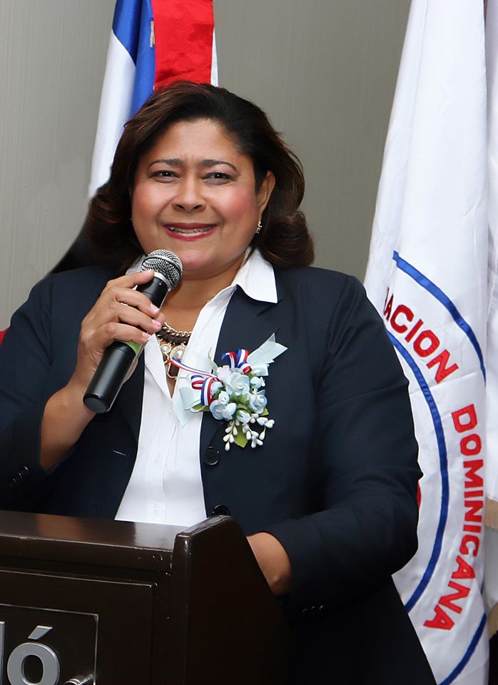 Presidenta electa ADEG 2015-2017