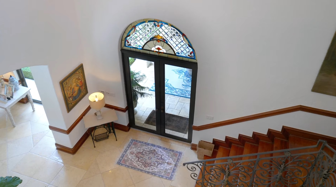 35 Interior Design Photos vs. 10401 SW 64 Ave, Pinecrest, FL Luxury Home Tour