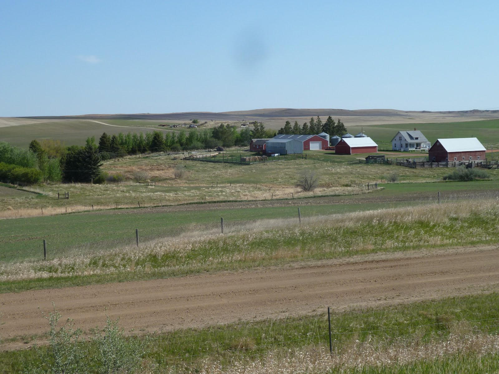 seniors walking across america POST 628; 05/14/12; WIBAUX LINDSAY