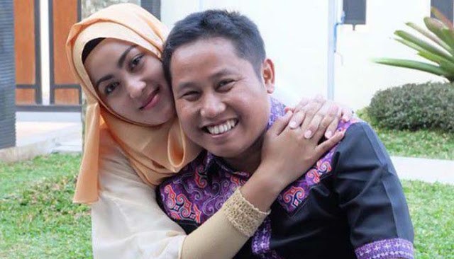 Jodohmu Adalah Cerminan Dirimu Bukan Cerminan Wajahmu. Yang Setuju