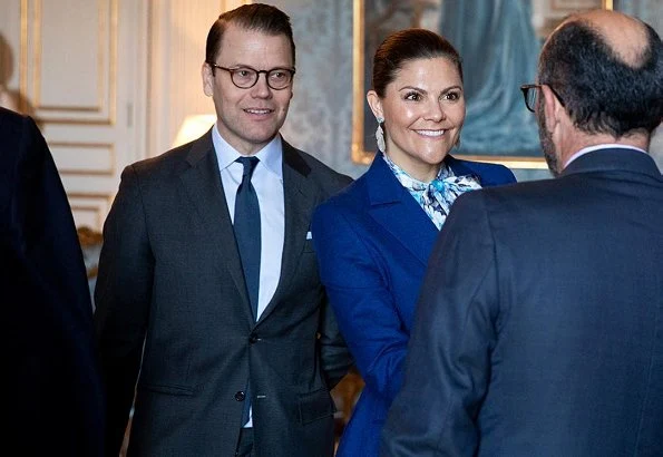 Crown Princess Victoria wore Rodejber Suit Zoe blazer and darcel trousers. Baum und Pferdgarten blouse