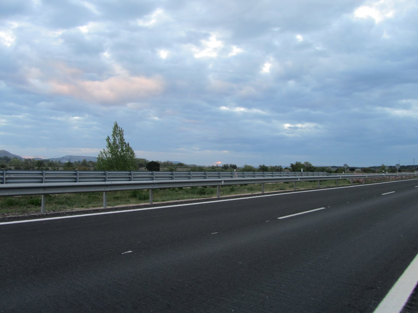 Ten perdu jhamai se rocobro The rain in Spain falls mainly in the plains...