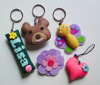 nadiaazira: felt craft!