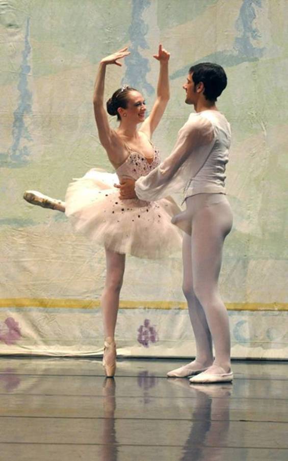erecție în balet