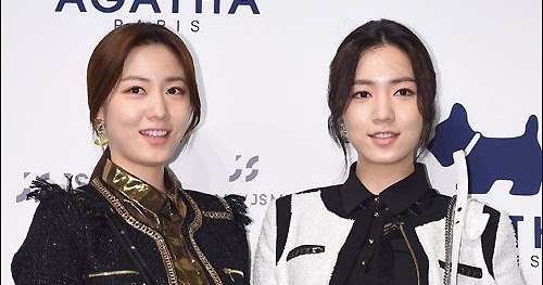 Hwayoung and Hyoyoung twins attend 'Agatha Golf' launch event