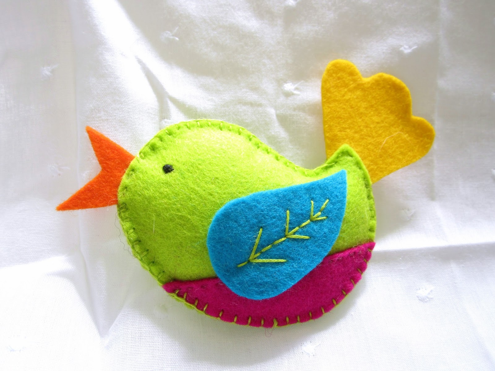 Harvest Moon By Hand Felt Bird With Free Pattern Link Summer Of