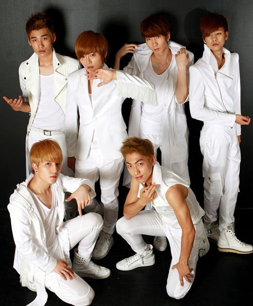 K-PoP and J-PoP LoveR: HITT Discusses Their Debut and Strong Team Bond
