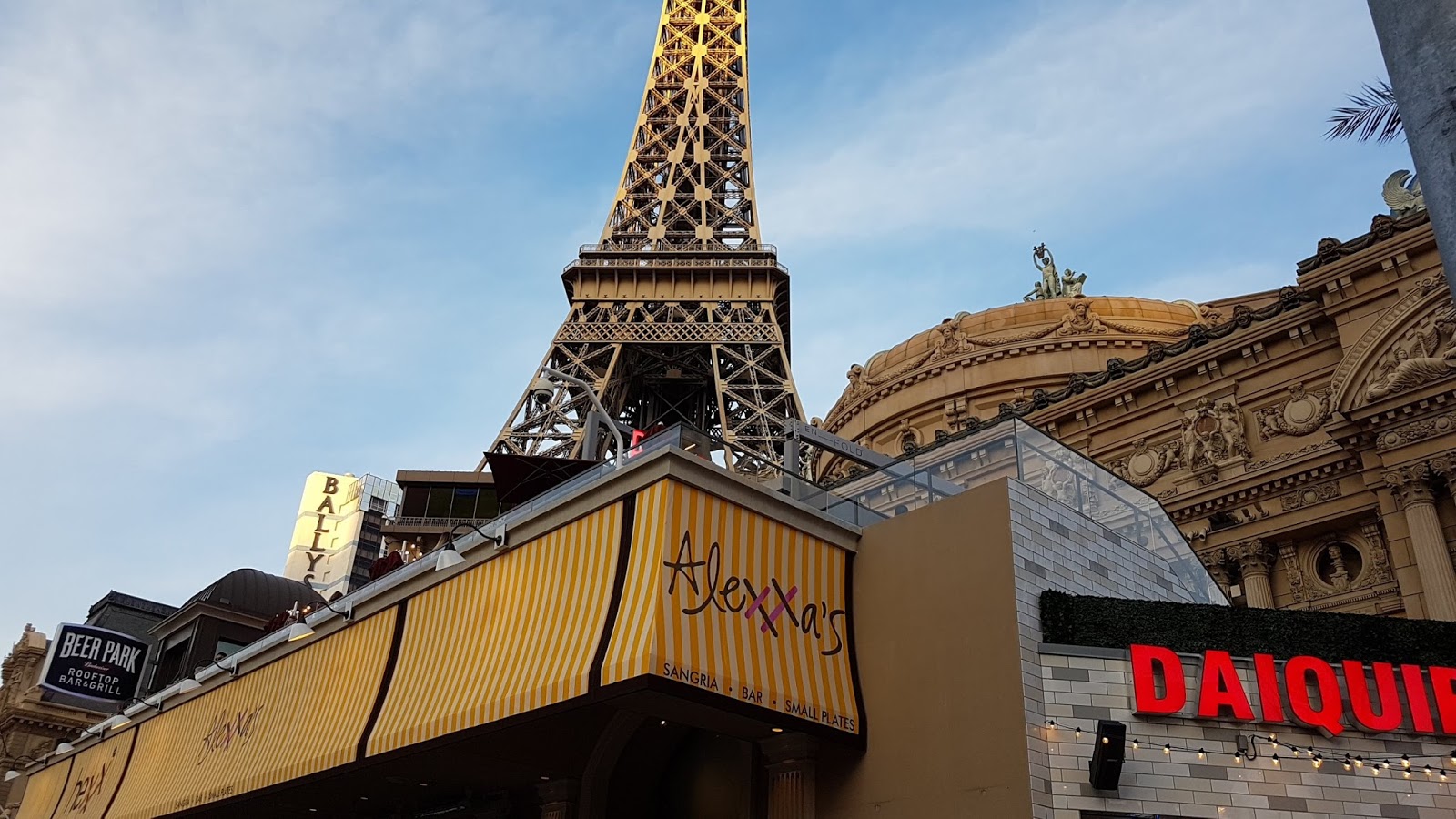Jeeps Pubs Taverns and Bars Beer Park by Budweiser Rooftop Bar & Grill