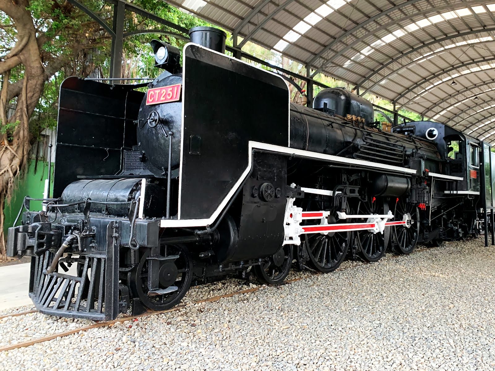 原台灣總督府蒸汽機關車修復完畢｜C551、D512重現1982樣貌
