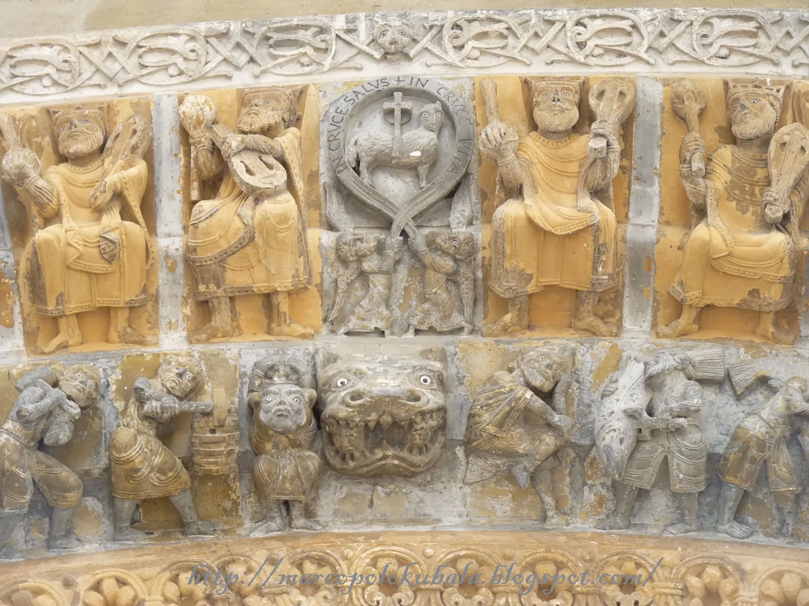 La Magia de las Piedras Catedral de Santa María de Olorón (Francia).