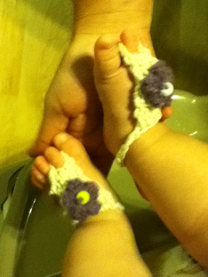 Rosy Creations: Infant Crochet Sandals