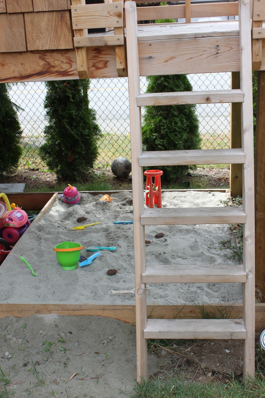 dirt digging sisters diy modern playhouse