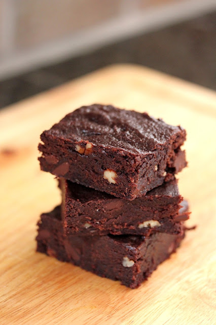 Fudgy Brownies with Walnuts