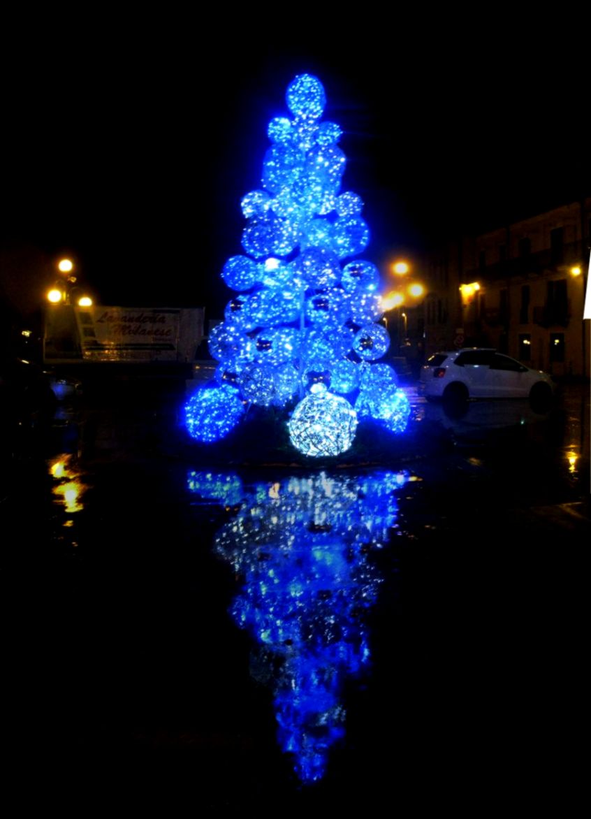 The legend of the Blue Tree of a Italian Alps