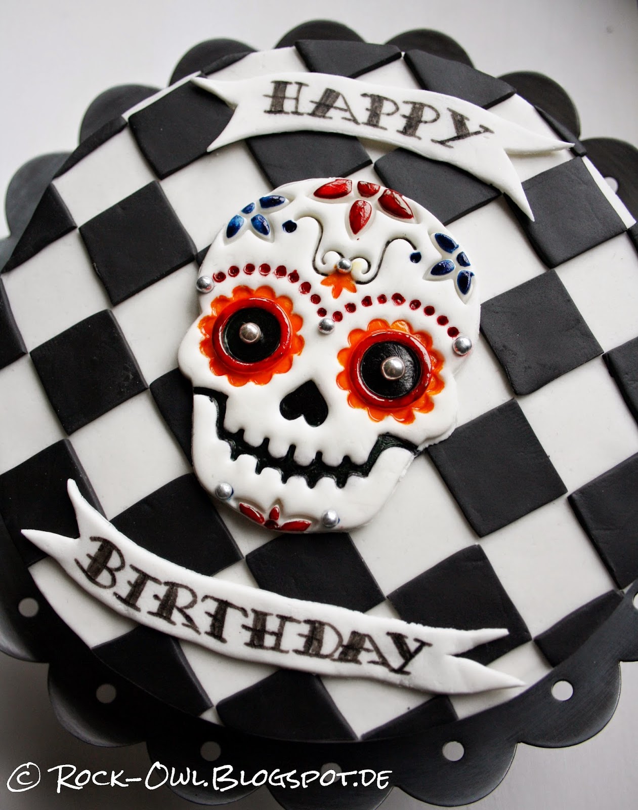 Rock and Owl Blog: Rocka-Birthday: Die Sugarskull-Schachbrett-Torte