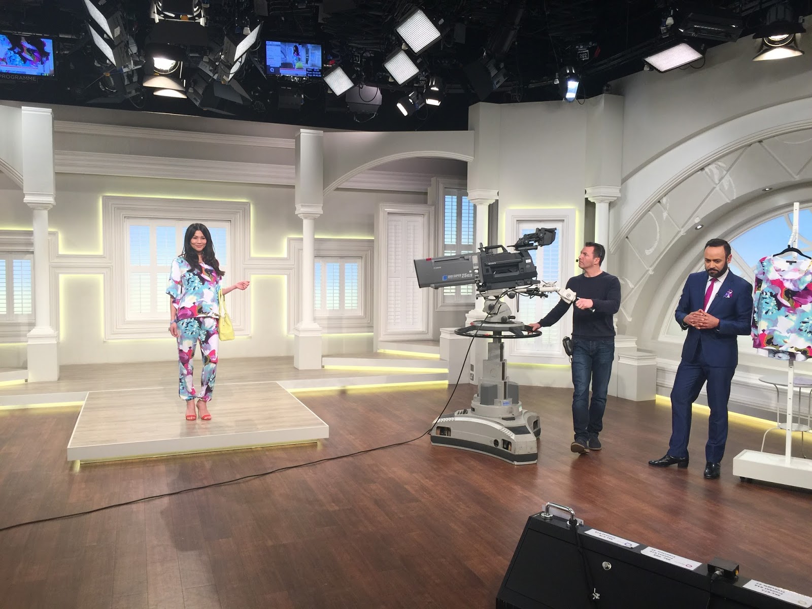 NV NICK VERREOS.....QVC UK March 2016 Show and Photo Recap! Nick Verreos