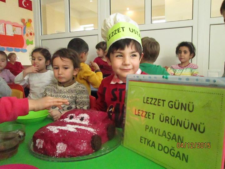 �Umut� olsun! Evde Arabalı Pasta Yapımı )