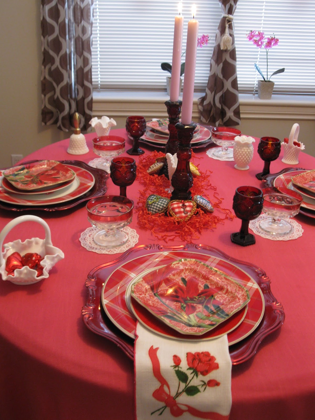 Thelma's Days: Vintage Valentine Tablescape