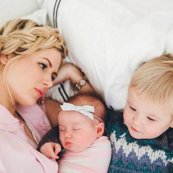 The Blush Blonde: Tuesday Ten: Favorite Snapchat Accounts