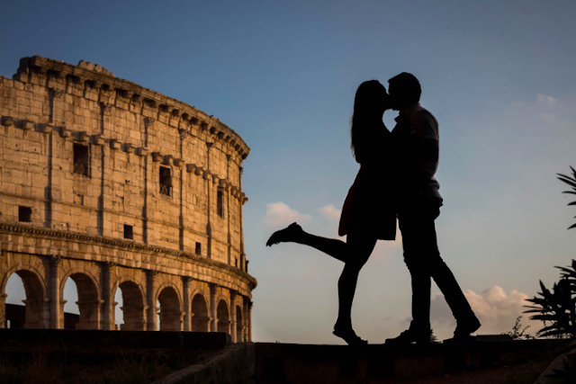 couple in love rome italy
