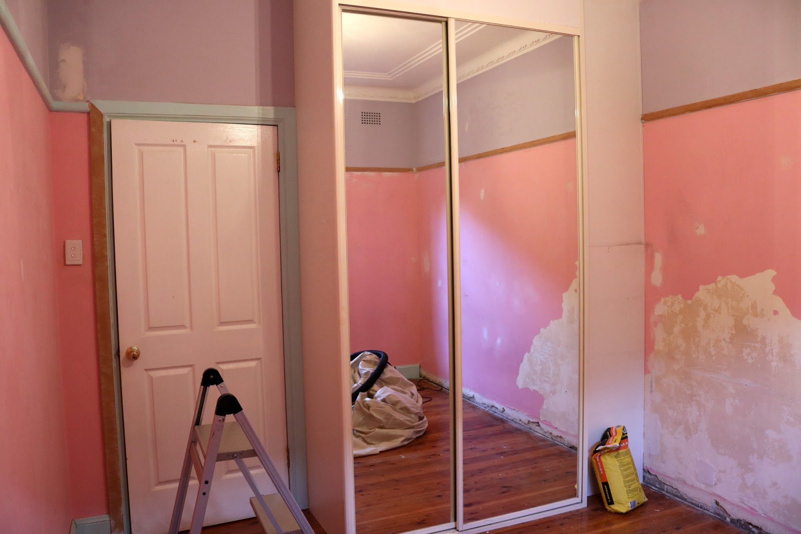 Southern In Law Easy DIY Built In Wardrobe Makeover