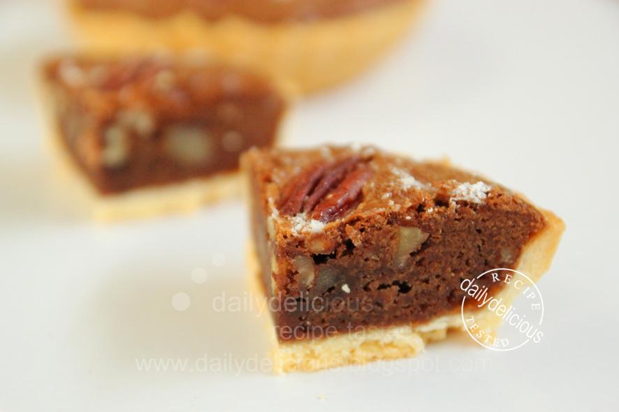 dailydelicious Brownie Pecan Tart Feeds my mind with comforting aroma