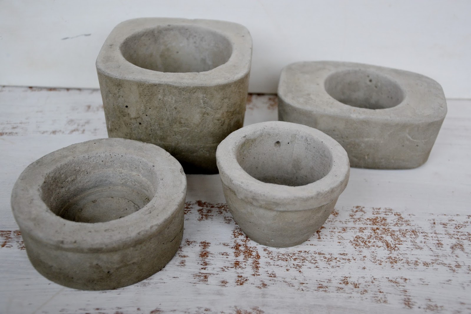 Я люблю HandMade: МК Кашпо из цемента для цветов