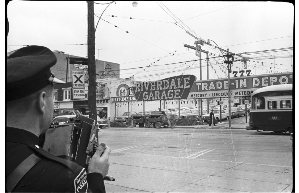Vintage Canadian Dealerships Riverdale Garage Riverdale Mercury