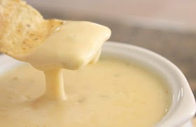 Mexican Restaurant Style White Cheese (Queso) Dip
