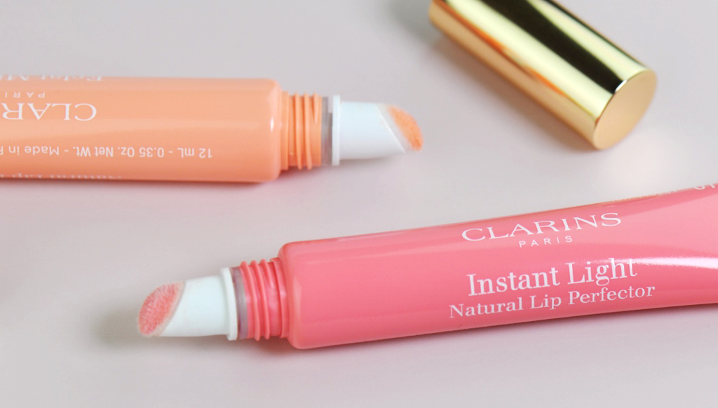 Clarins Instant Light Natural Lip Perfector Rose Shimmer www.thepuzzleofsandraslife.com