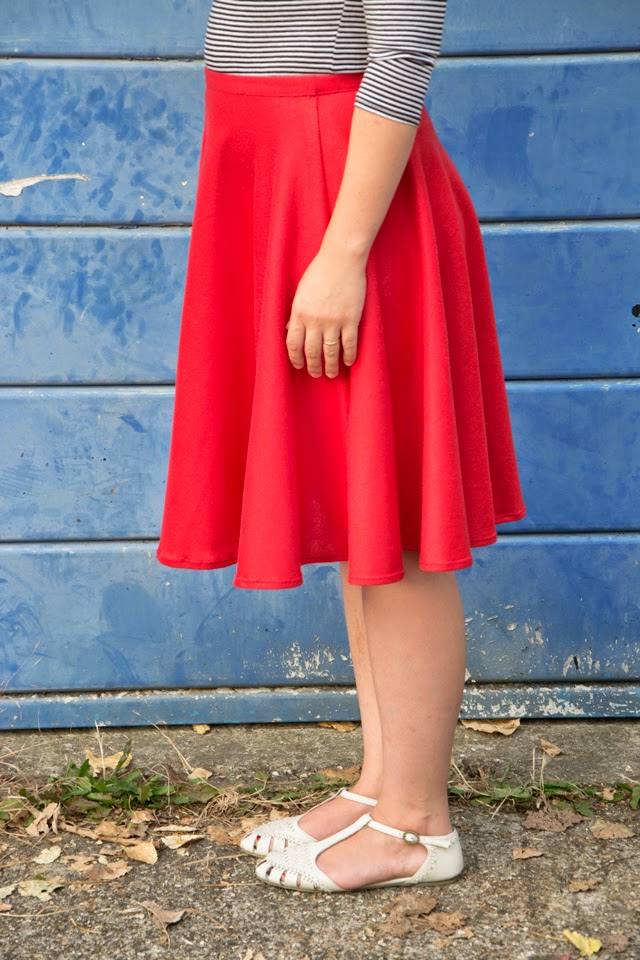 Tadpegs Make a Circle Skirt // Cut Your Fabric and Sew Your Side Seams