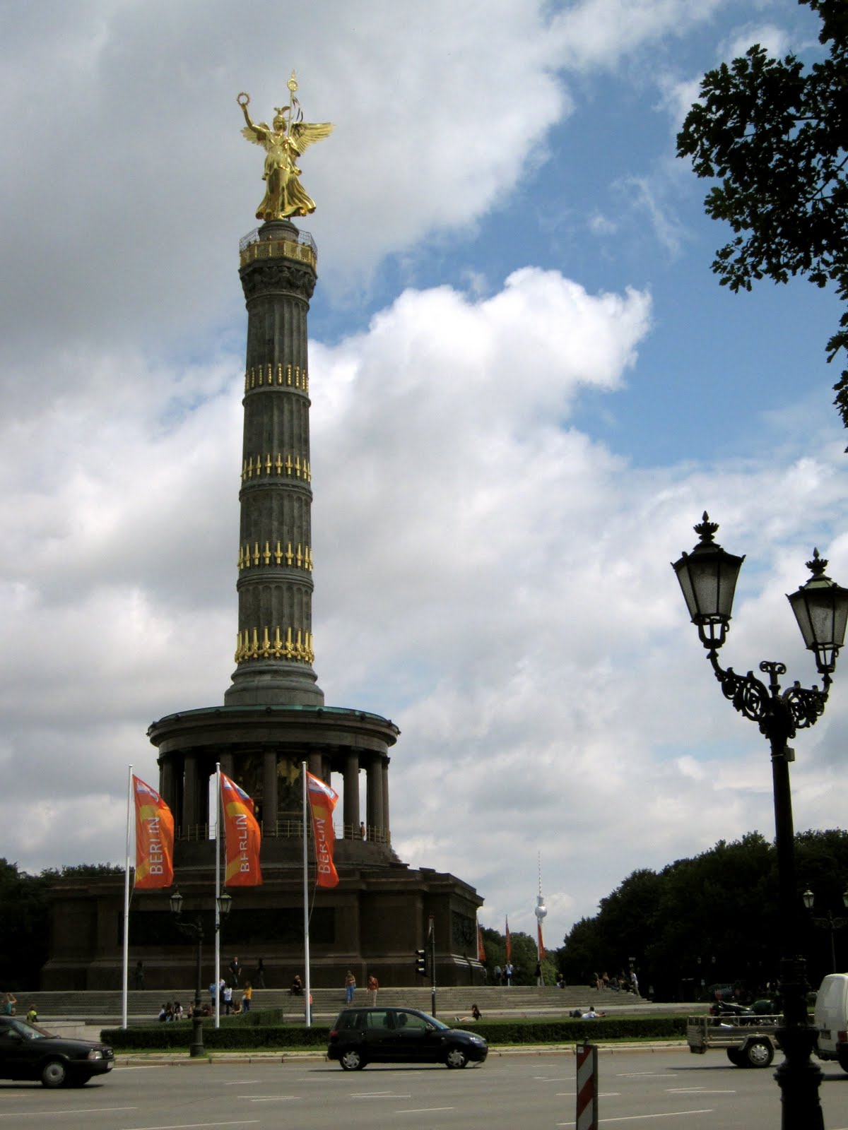 Es ist Berlin, daß liebe ich!!!: July 2011