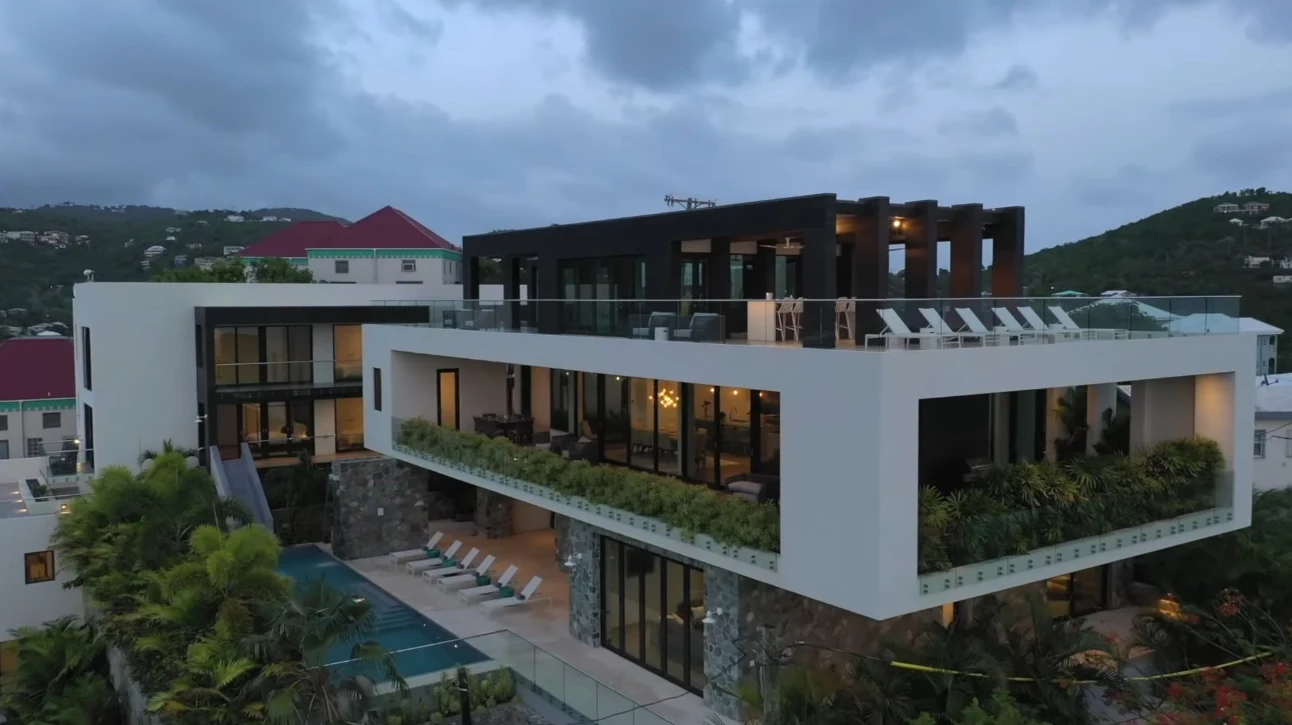 27 Photos vs. 86AA Cruz Bay Town,St John, Virgin Islands Luxury Villa Interior Design Tour