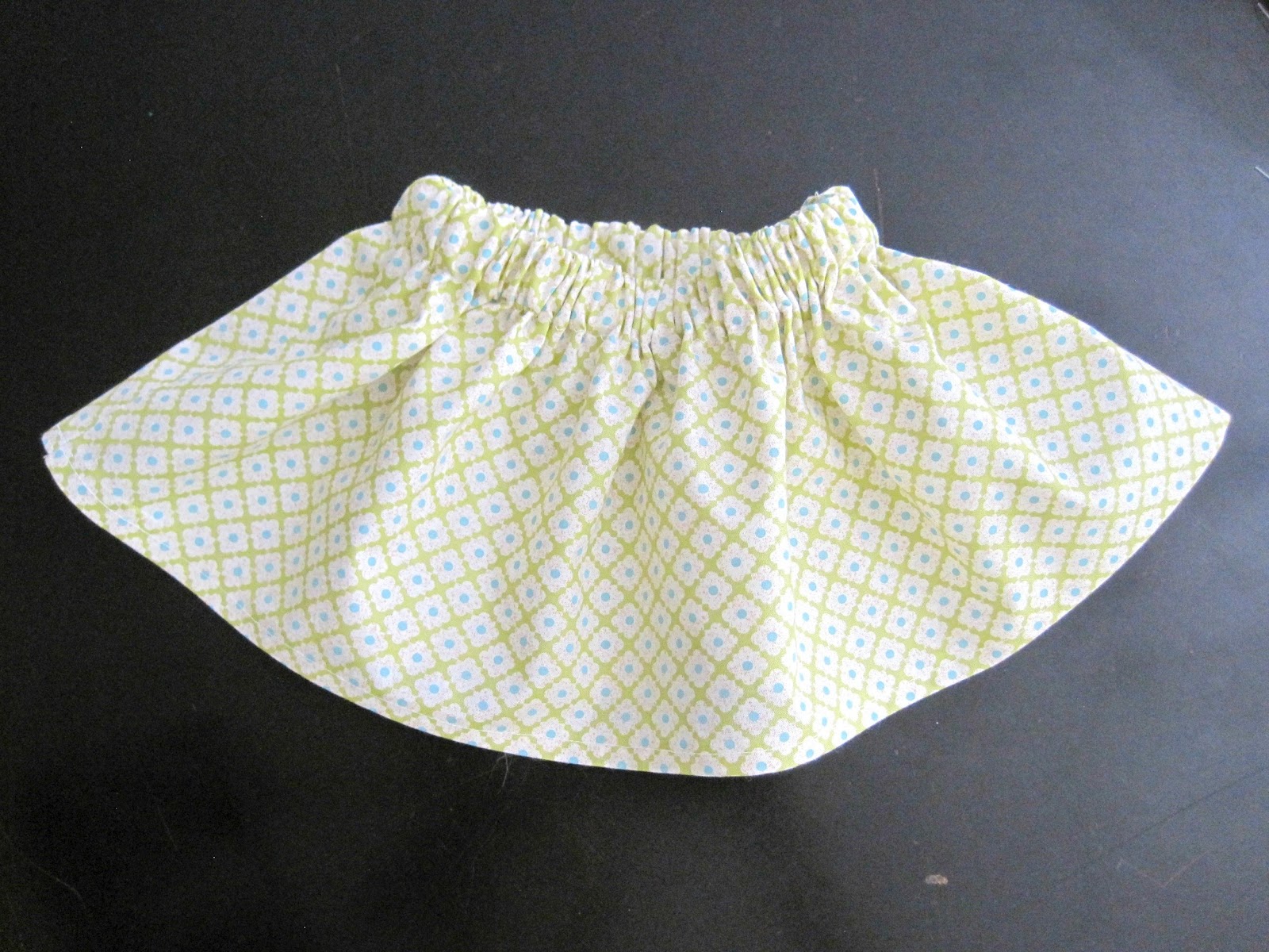 Fat Quarter Baby Girl Sash Skirt {Tutorial}