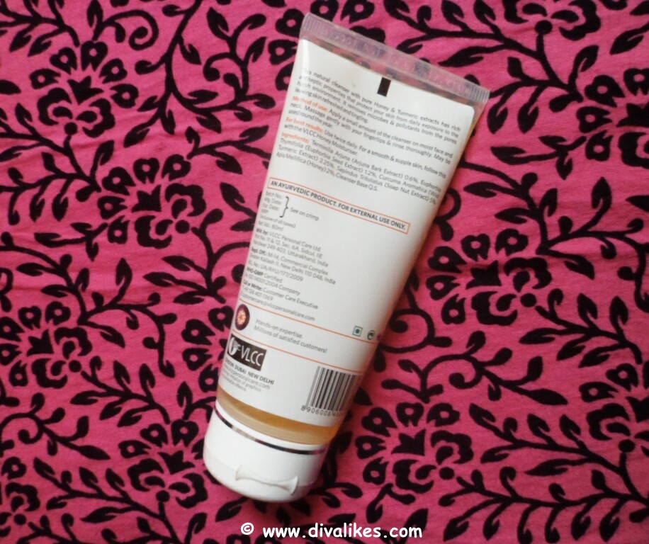 VLCC Wild Turmeric Face Wash Review Diva Likes