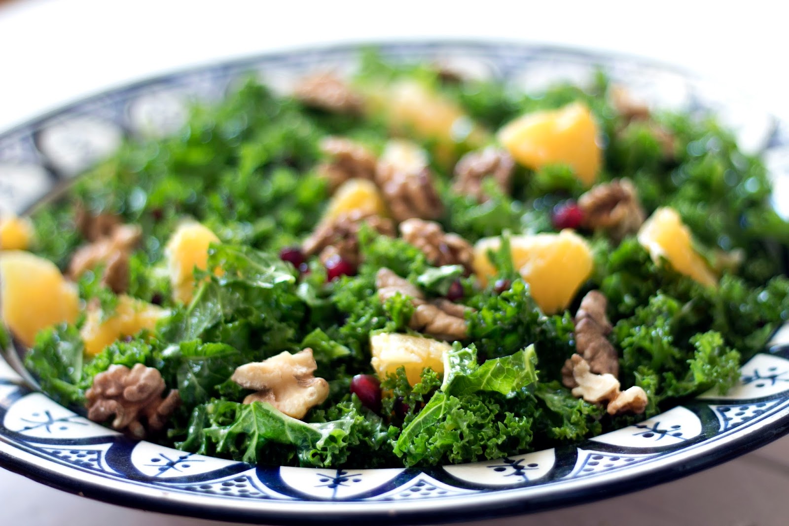 How To Make A Kale, Orange and Pomegranate Salad How To Make A Kale, Orange and Pomegranate Salad