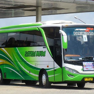 Satria Muda: Sang Juara Ekonomi di Arena Pariwisata Mini Bus