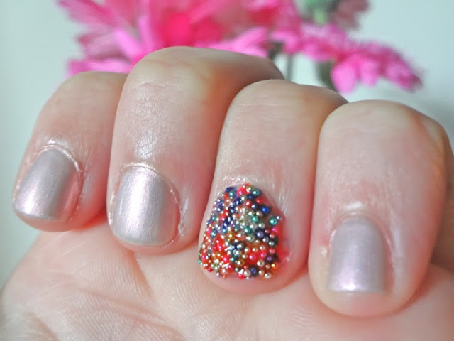 Accent nail, Essence Effects Nails, 3D nail art, Candy Buffet