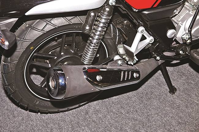 bajaj v15 tyre