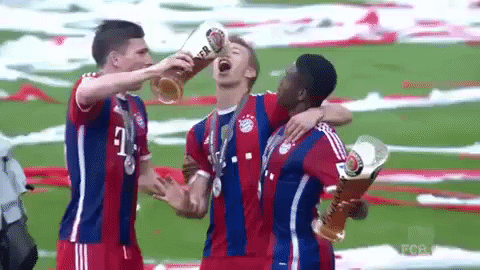 Celebrar con cerveza