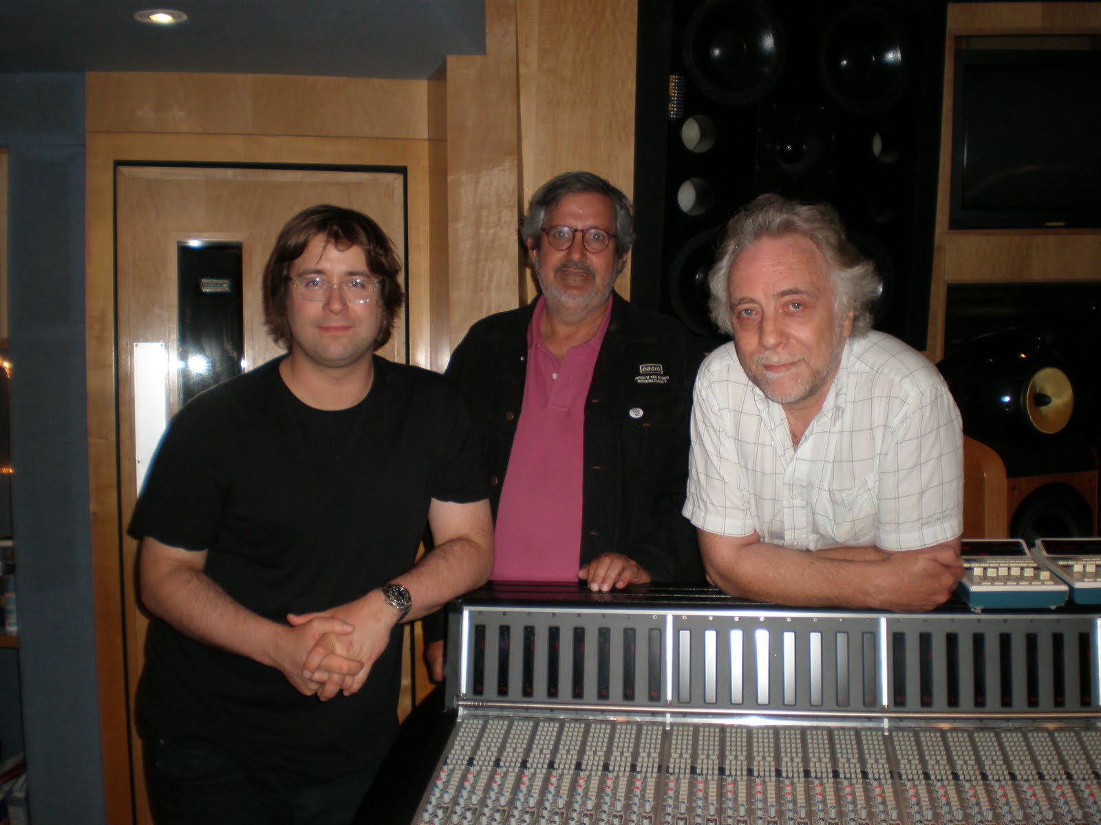 IÉ-IÉ: MORREU ALLAN ROUSE