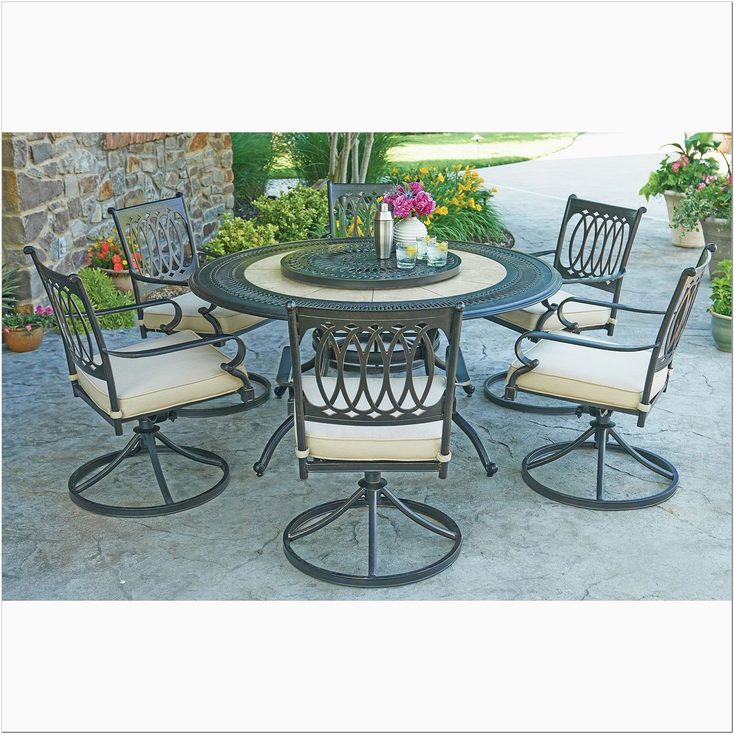 6 Person Round Outdoor Dining Table