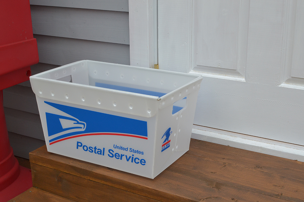 HOLIDAY GENERAL STORE: USPS MAIL BOX