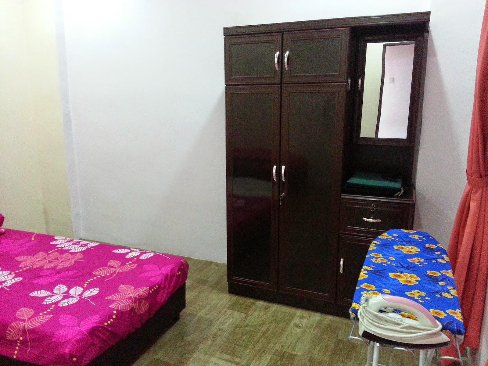 EL Homestay, Penang 013-5845020: WAJAH WAJAH BILIK DI TINGKAT ATAS