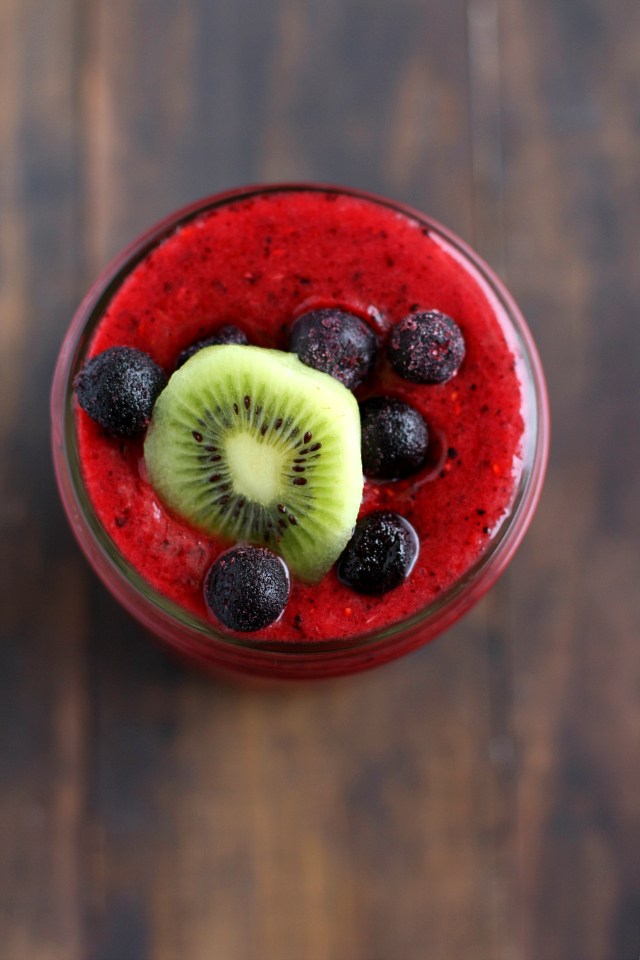 Immunity Boosting Triple Berry Kiwi Smoothie. mother's cooking