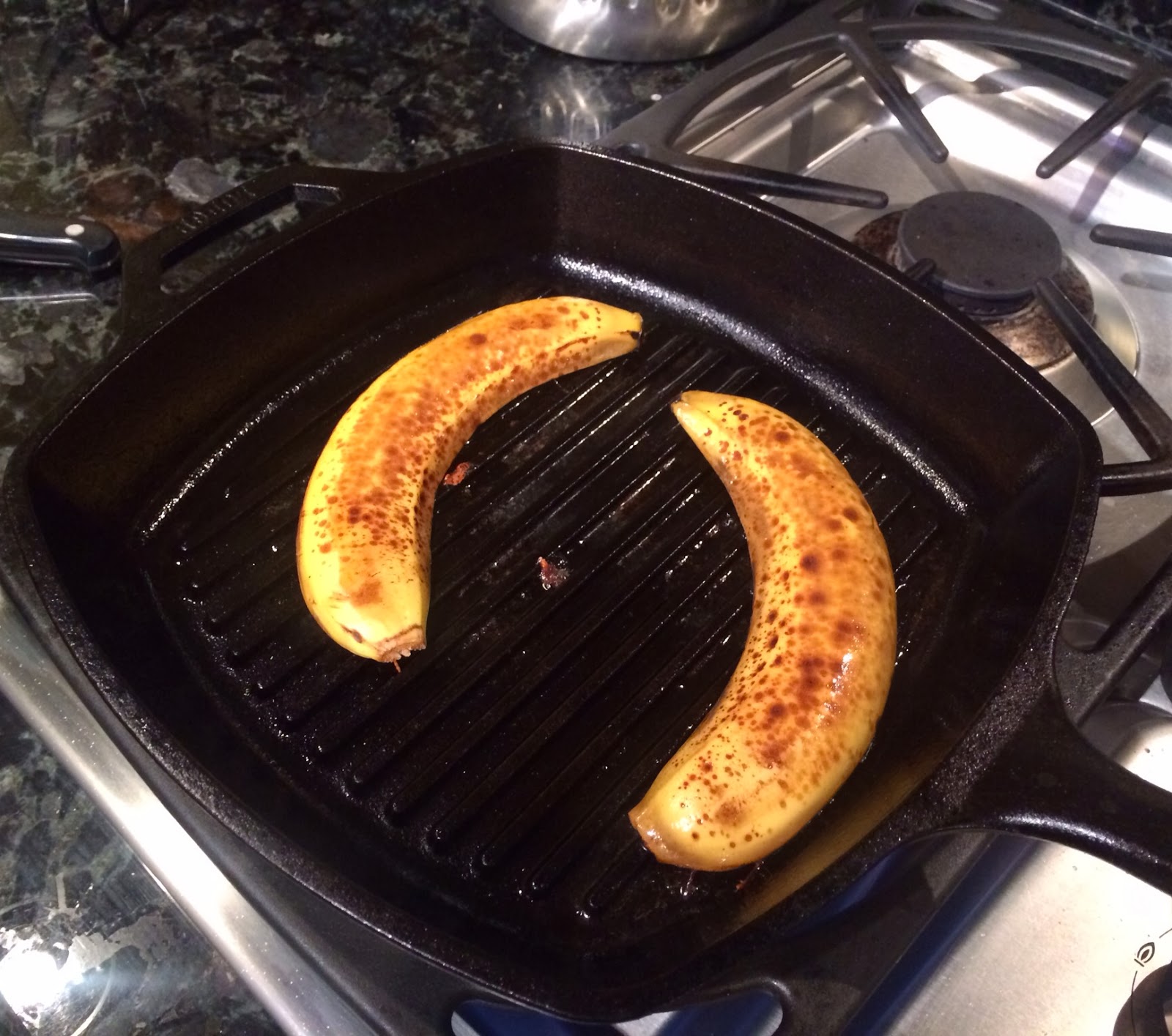 Lekker & Liquor Lekker Grilled Bananas with Chocolate & Peanut Butter