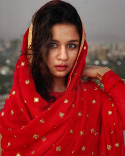 Actress avneet kaur Images actress avneet kaur photos